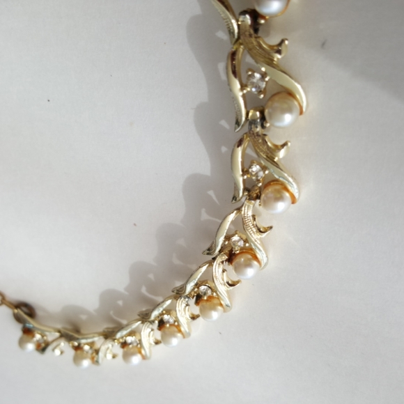 60s Choker Necklace Vintage Gold Tone Faux Pearls Faux Diamonds 15 Inch - Picture 2 of 10